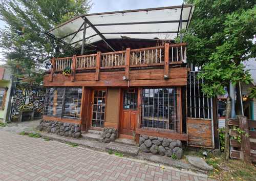 Venta Hostal en Pleno Centro de Puc�n, Calle Colo Colo