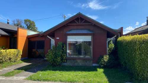 Venta Casa en Villa Los Casta�os