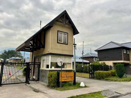 Arriendo Casa N� 99 Condominio Los Robles I