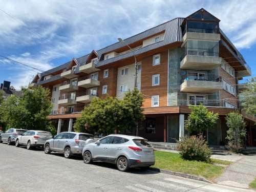 Venta Departamento N� 305 en Edificio El Roble, pleno centro de Puc�n