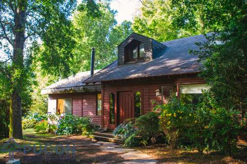 Venta Casa Condominio El Mirador, a 3 km de Puc�n