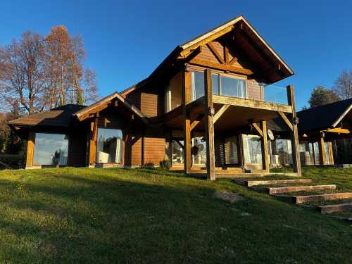 Arriendo Casa Nueva en Parcela Camino al Volc�n, Puc�n