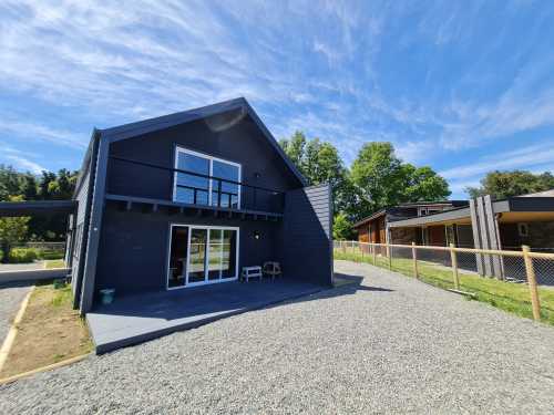 Arriendo Casa Galp�n totalmente remodelada en Condominio Vista Quelhue